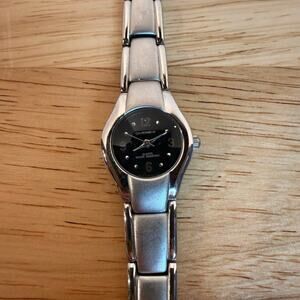 Quemex Japan Quartz Stainless Steel Women’s Watch Silver Tone Wristwatch